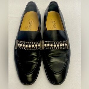FLAWED Chanel pearl chain loafers flat authentic made in Italy black 37 37.5 38